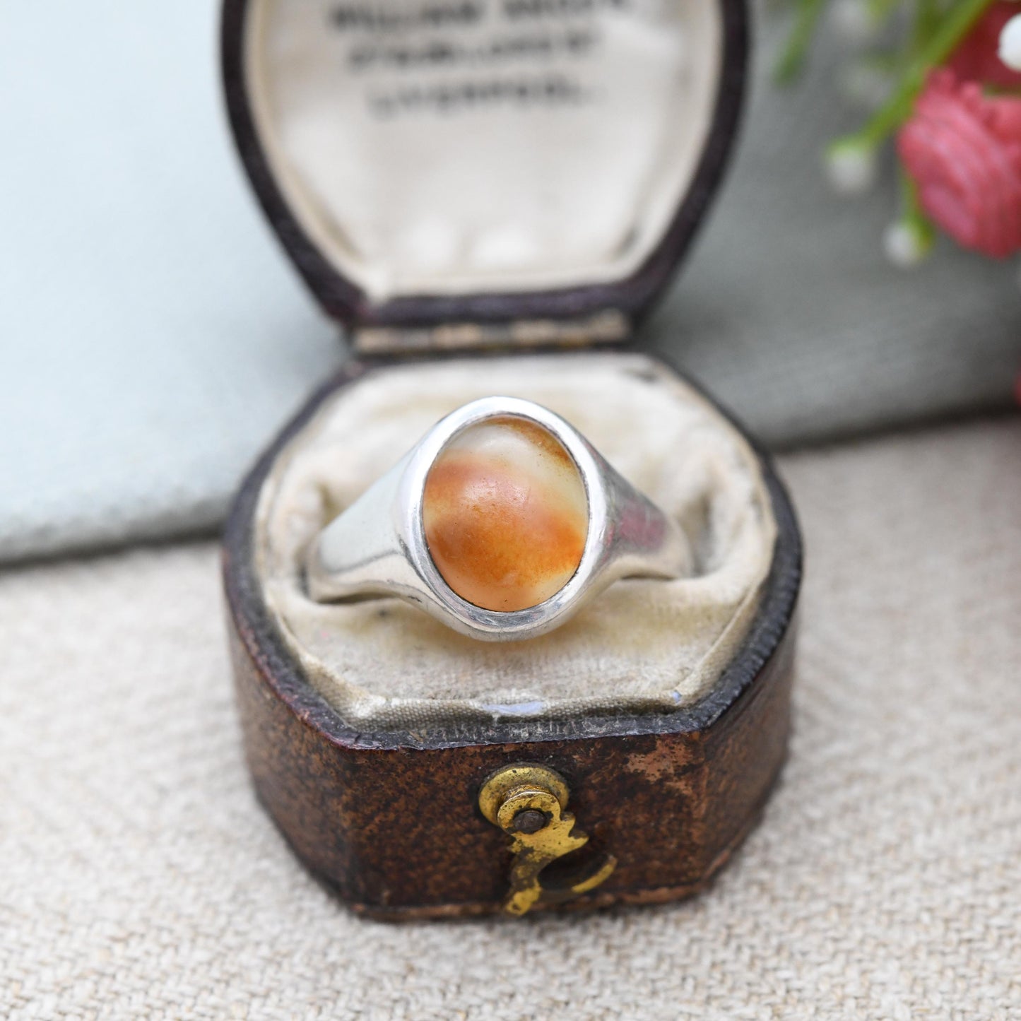 Vintage Sterling Silver Banded Agate Signet Ring - Cabochon Orange Gemstone | Unisex Jewellery Gift | UK Size - P | US Size - 7 3/4