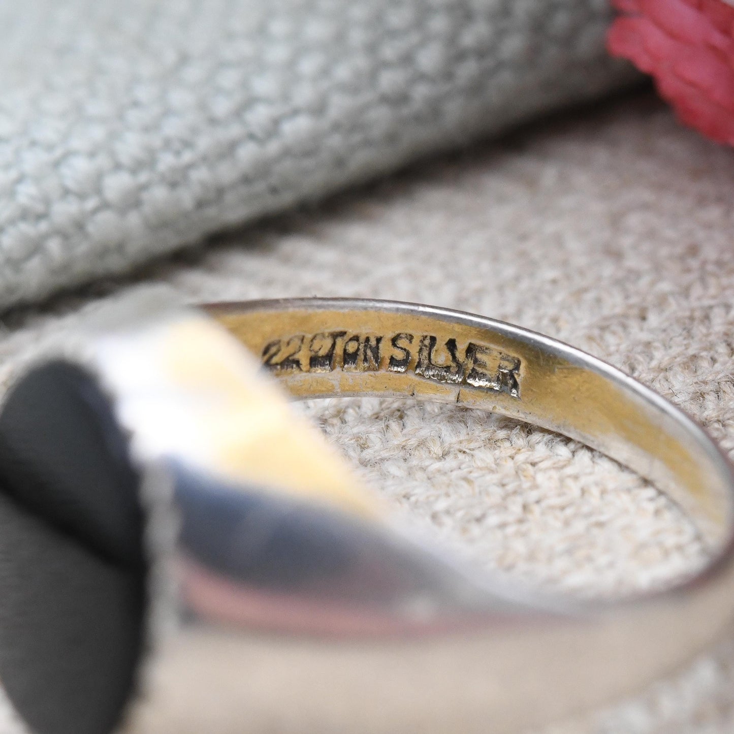 Vintage Sterling Silver Onyx Signet Ring - Gold Plated 22ct On Silver | Chunky Large Unisex Jewellery | UK Size - R | US Size - 8 1/2