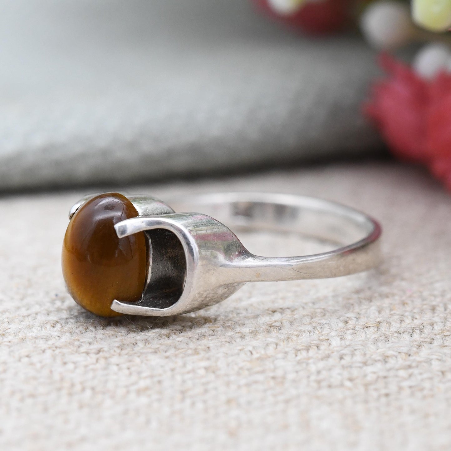 Vintage Sterling Silver Tiger's Eye Ring 1976 Stilwell Engravers - Mid-Century Modernist | Oval Cabochon | UK Size - L | US Size - 5 3/4