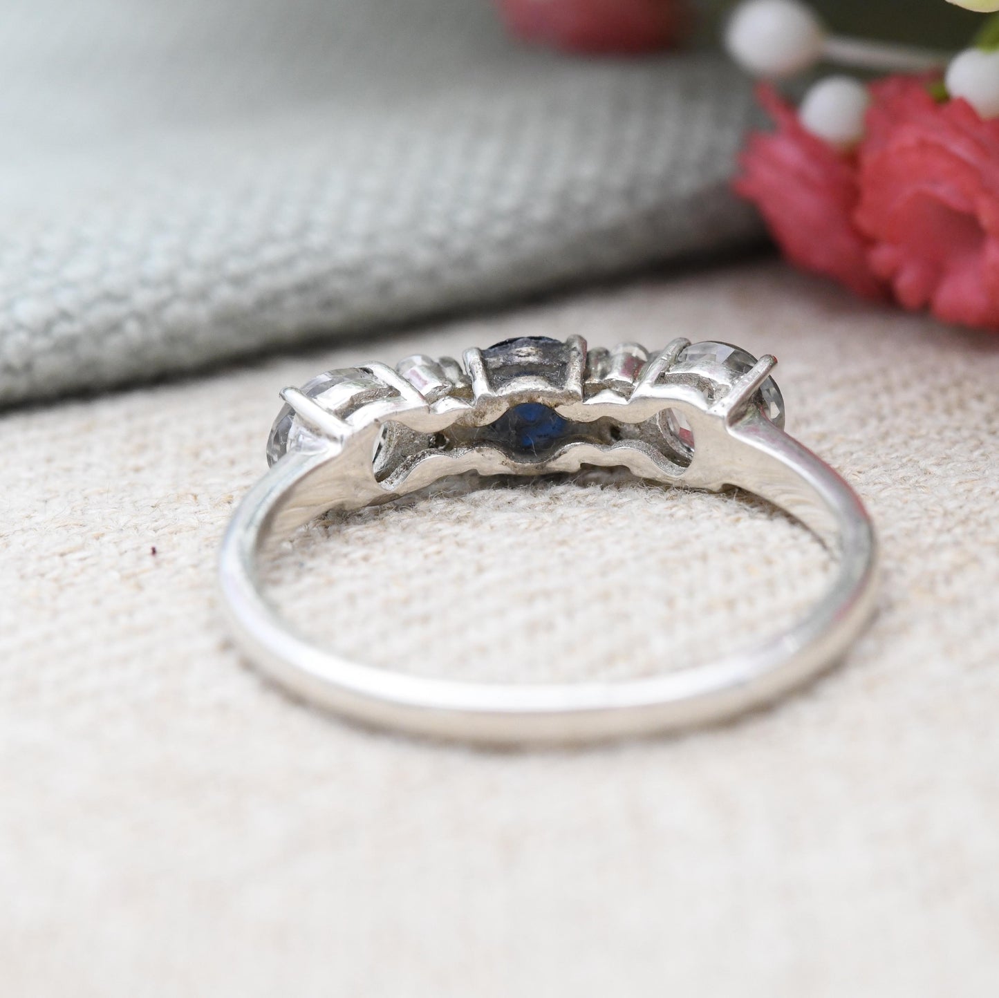 TGGC Sterling Silver Three Stone Ring Trilogy Gemstone - Faceted Clear Stone Deep Blue with Accent Stones | UK Size - U | US Size - 10