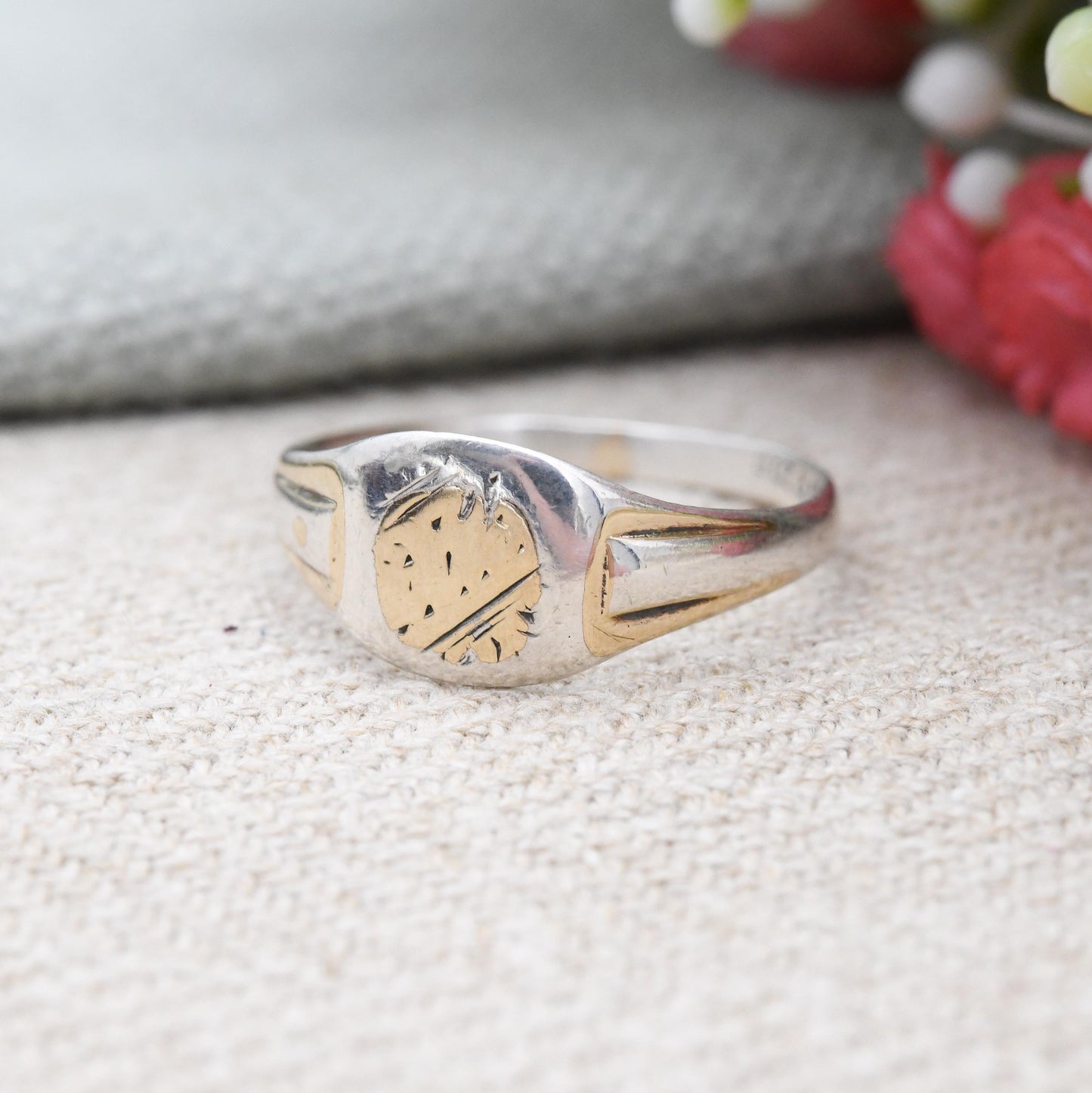 Vintage Sterling Silver Signet Ring Engraved - Mid-Century Gold Plated Unisex Signet Ring Jewellery Gift | UK Size - P | US Size - 7 1/2