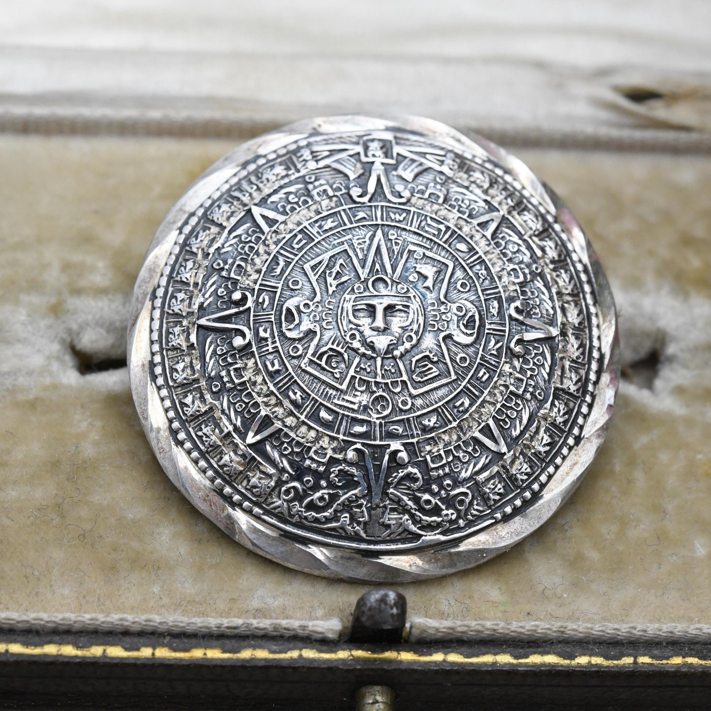 Vintage Mexican Sterling Silver Aztec Sun Stone Brooch Pendant - Mid-Century Hecho En Mexico Signed | Silver Stone Rounded Circular Design