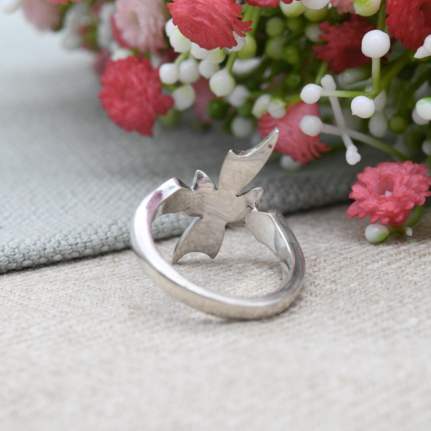 Vintage Sterling Silver Ribbon Cross Ring 1979 - Mid-Century Modernist Silver Jewellery Statement Gift | UK Size - P | US Size - 7 1/2