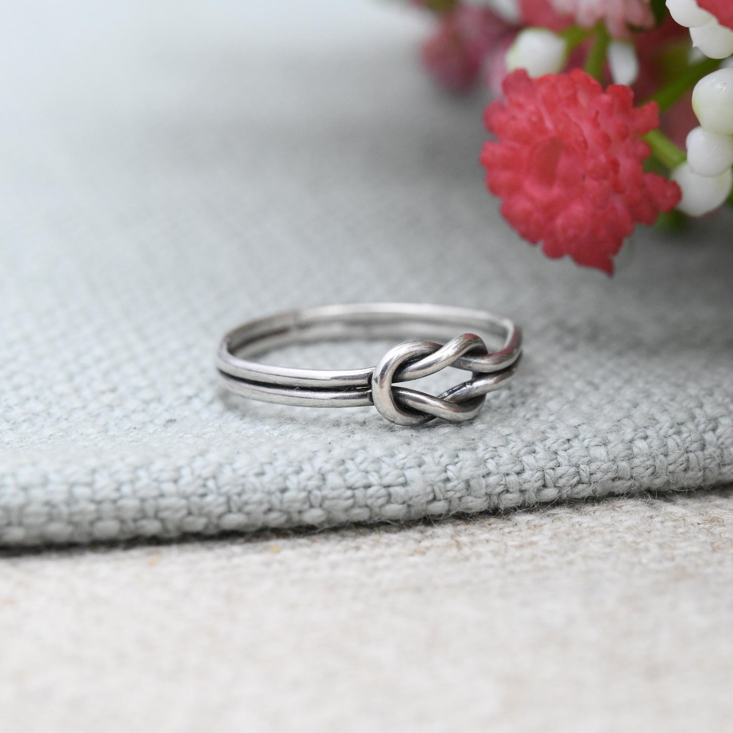 Vintage Silver Knot Ring - Minimalist Twisted Knot Ring | Unisex Pinkie Ring | Everyday Silver Jewellery | UK Size - J 1/2 | US Size - 5