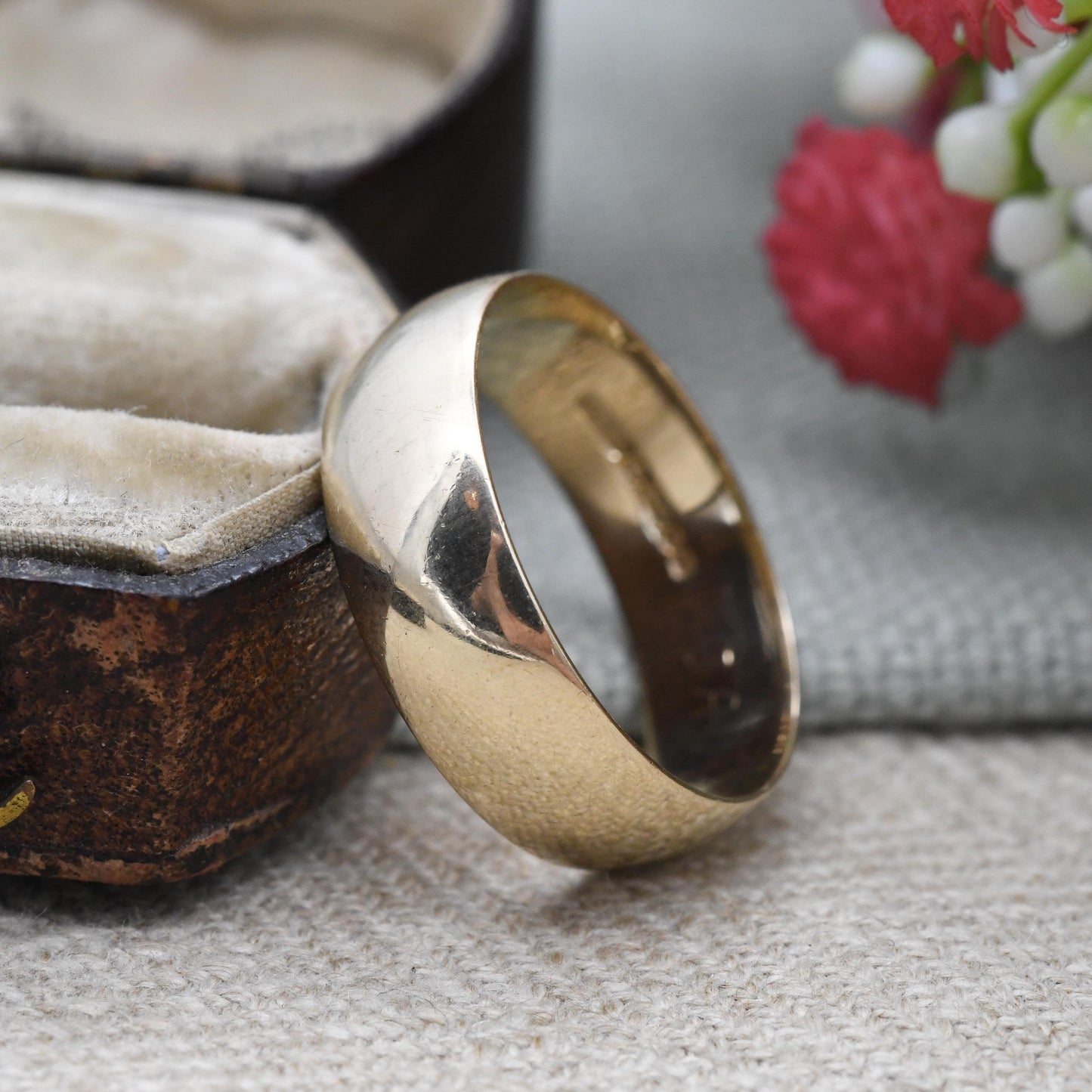 Vintage Solid 9ct Gold Band Ring 1997 - Unisex Minimal Jewellery Solid Yellow Gold Wedding Band Wide Band | UK Size - U | US Size - 10