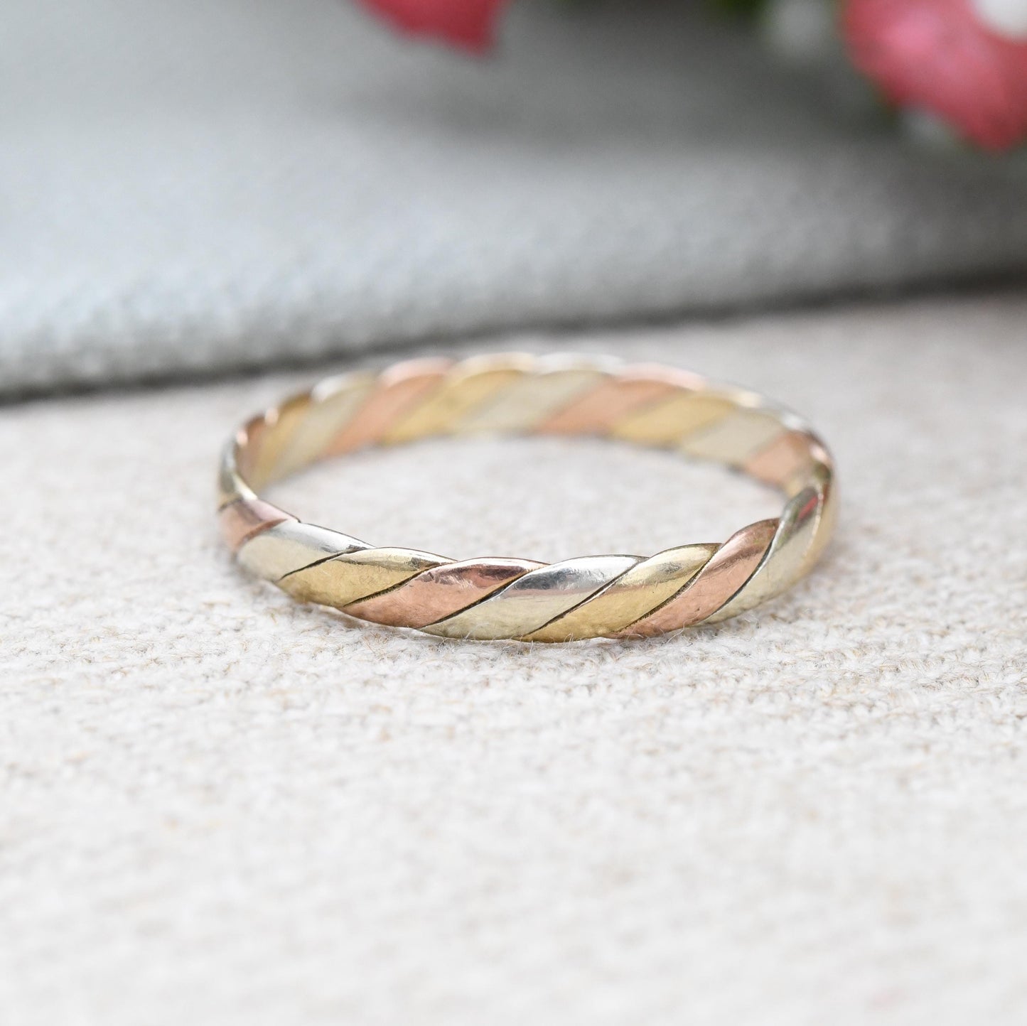 Vintage 9ct Gold Tricolour Band Ring - Whit Gold Yellow Gold Rose Gold Rope Design Unisex for Ring Stack | UK Size - U | US Size - 10