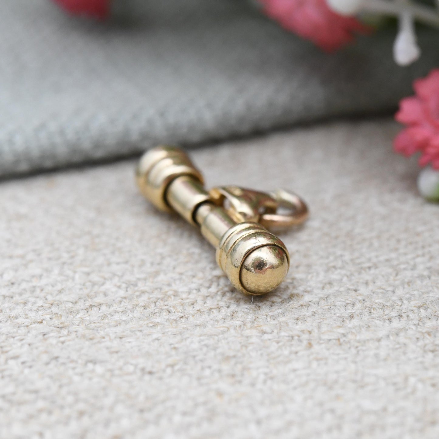 Vintage 9ct Gold T-Bar Pendant with Spring Movement - Chunky Solid Gold Jewellery Gift for Charm Bracelet Pendant Necklace MG