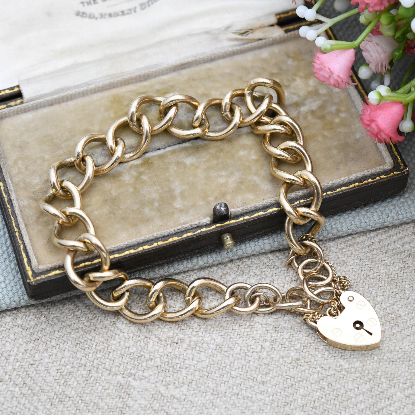 Vintage 9ct Gold Heart Padlock Clasp Curb Link Chain Bracelet with Safety Chain - Empty Charm Bracelet Hallmarked Solid Gold Jewellery Gift