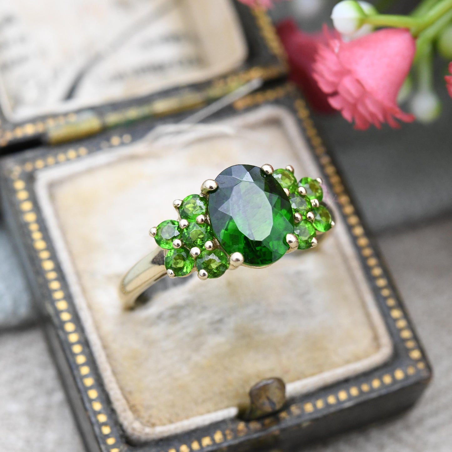 9ct Gold Chrome Diopside Statement Ring 2005 - Occasional Dress Ring | Big Green Gemstone Jewellery Gift | UK Size - Q 1/2 | US Size - 8 1/4
