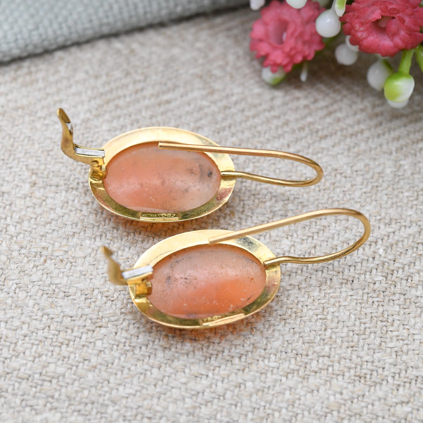 Vintage Italian 18ct Gold Cameo Earrings - Hand Carved Shell Portrait Woman's Profile Bust | Lever Back Hook Closure | 750 Italy Hallmarks