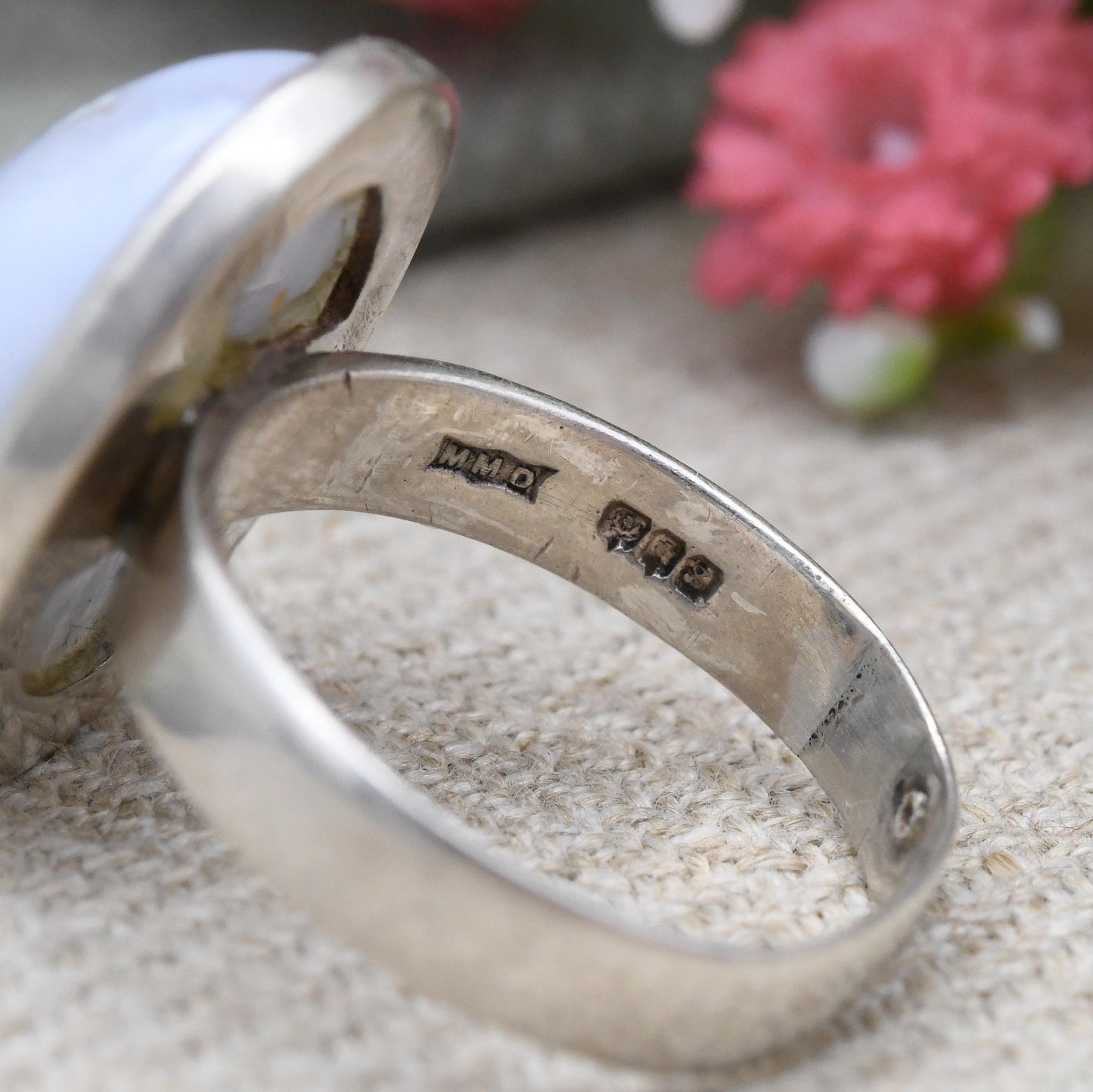 Vintage Sterling Silver Blue Lace Agate Ring 1973 by Magnus Maximus Designs - Scottish Edinburgh Mid-Century | UK Size - N | US Size - 6 3/4