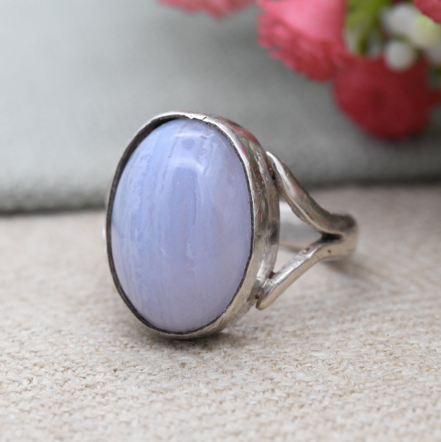Vintage Silver Blue Lace Agate Ring Mid-Century - Large Chunky Gemstone Statement Ring | Pale Blue Cabochon Stone | UK Size - Q US Size - 8