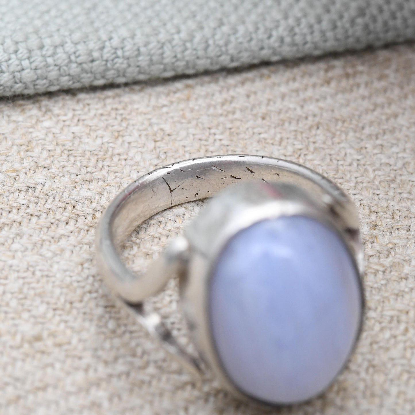 Vintage Silver Blue Lace Agate Ring Mid-Century - Large Chunky Gemstone Statement Ring | Pale Blue Cabochon Stone | UK Size - Q US Size - 8