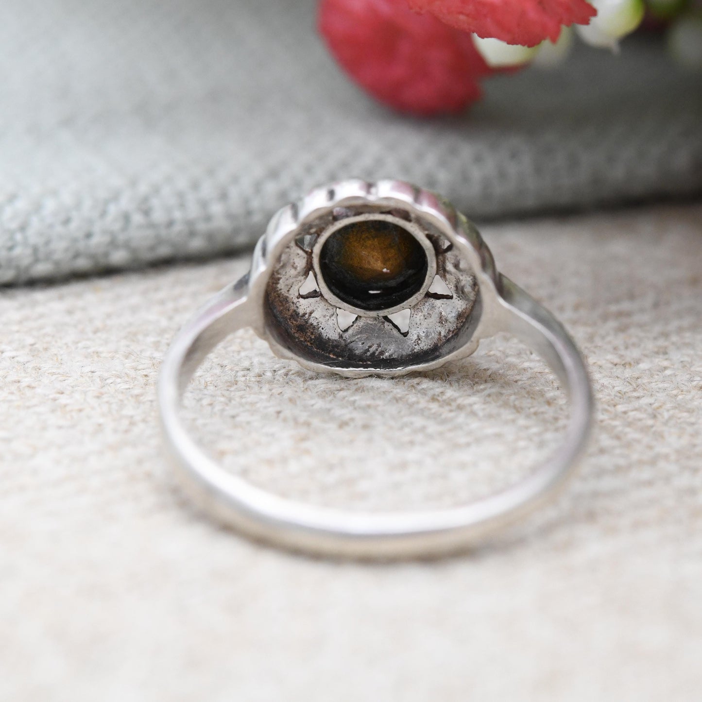 Vintage Sterling Silver Solitaire Ring with Marcasite Heart Halo - Pretty Fan Petal Ring | Large White Stone | UK Size - O | US Size - 7 1/4