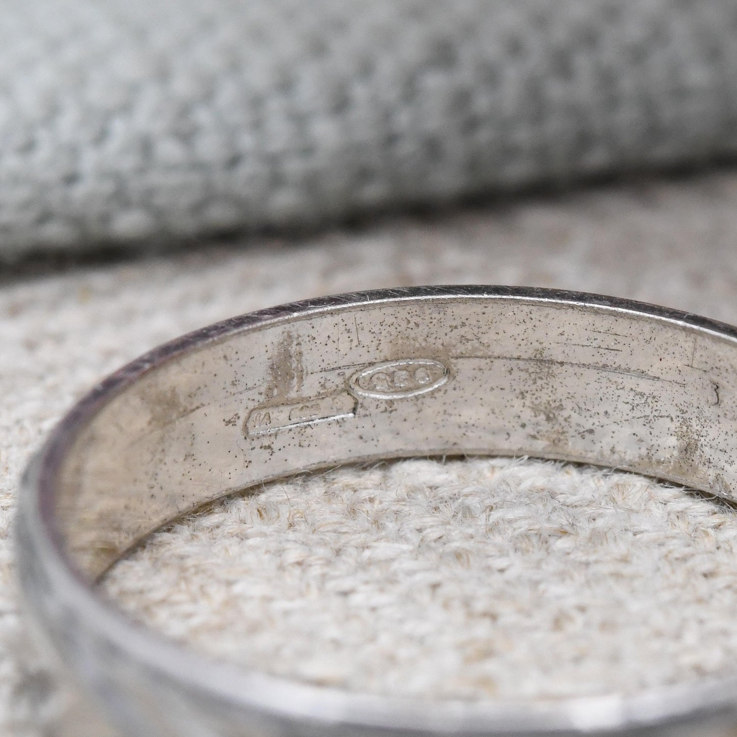 Vintage Italian Sterling Silver Etched Leaf Band Ring - Unisex Men's Stacking Midi Ring | Made in Italy | UK Size - S | US Size - 9 1/4