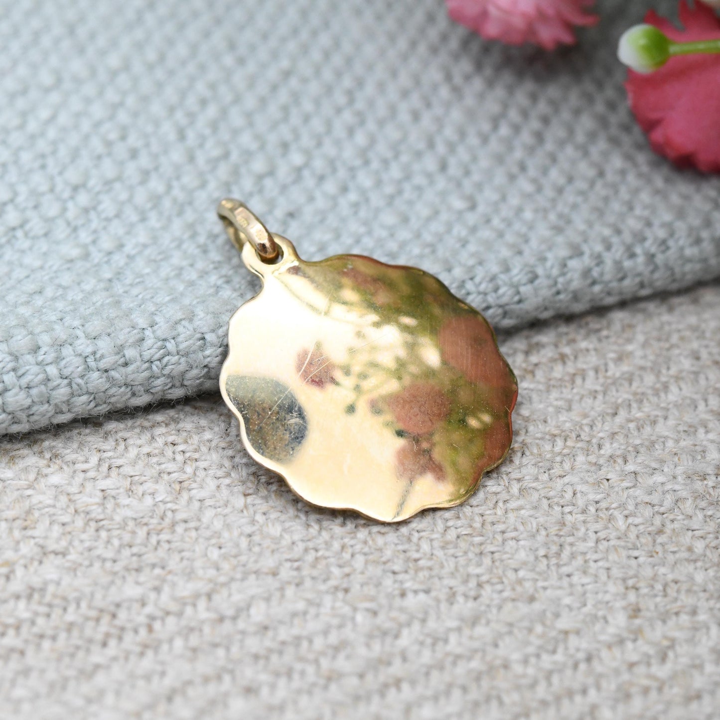 Vintage 9ct Gold St Christopher Pendant 1988 Unoaerre - Italian Designer Protect Us Patron Saint of Travellers Jewellery Gift for Adventurer