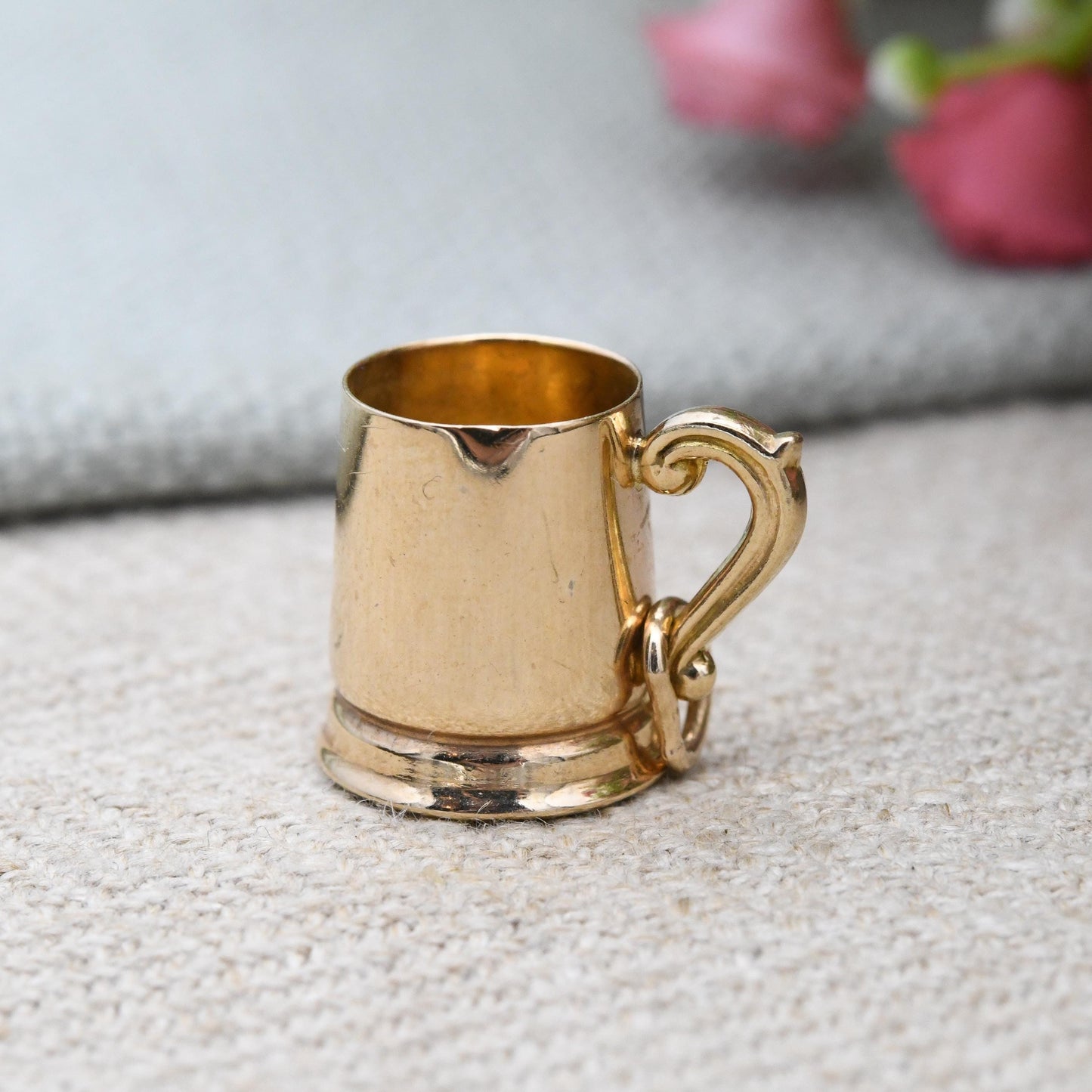 Vintage 9ct Gold Tankard Charm Pendant 1970 - Yellow Gold Beer Stein Drinking Cup | Gift for Charm Bracelet | UK Hallmarks