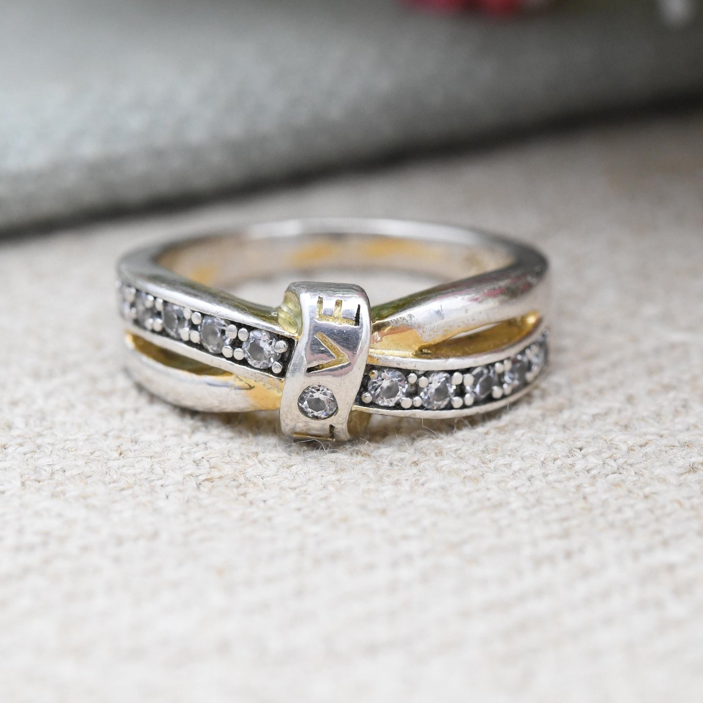 Vintage Sterling Silver CZ Love Ring Crossover Bow - Sparkly Silver Sentimental Jewellery Gift Everyday Ring | UK Size - L | US Size - 5 3/4