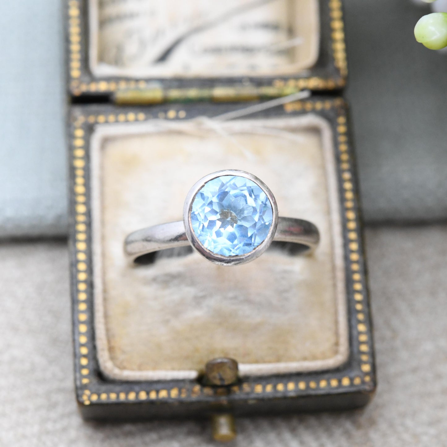 Doug Paulus Sterling Silver Solitaire Ring dp India - Chunky Faceted Baby Blue Stone | Raised Setting | UK Size - Q | US Size - 8 1/4