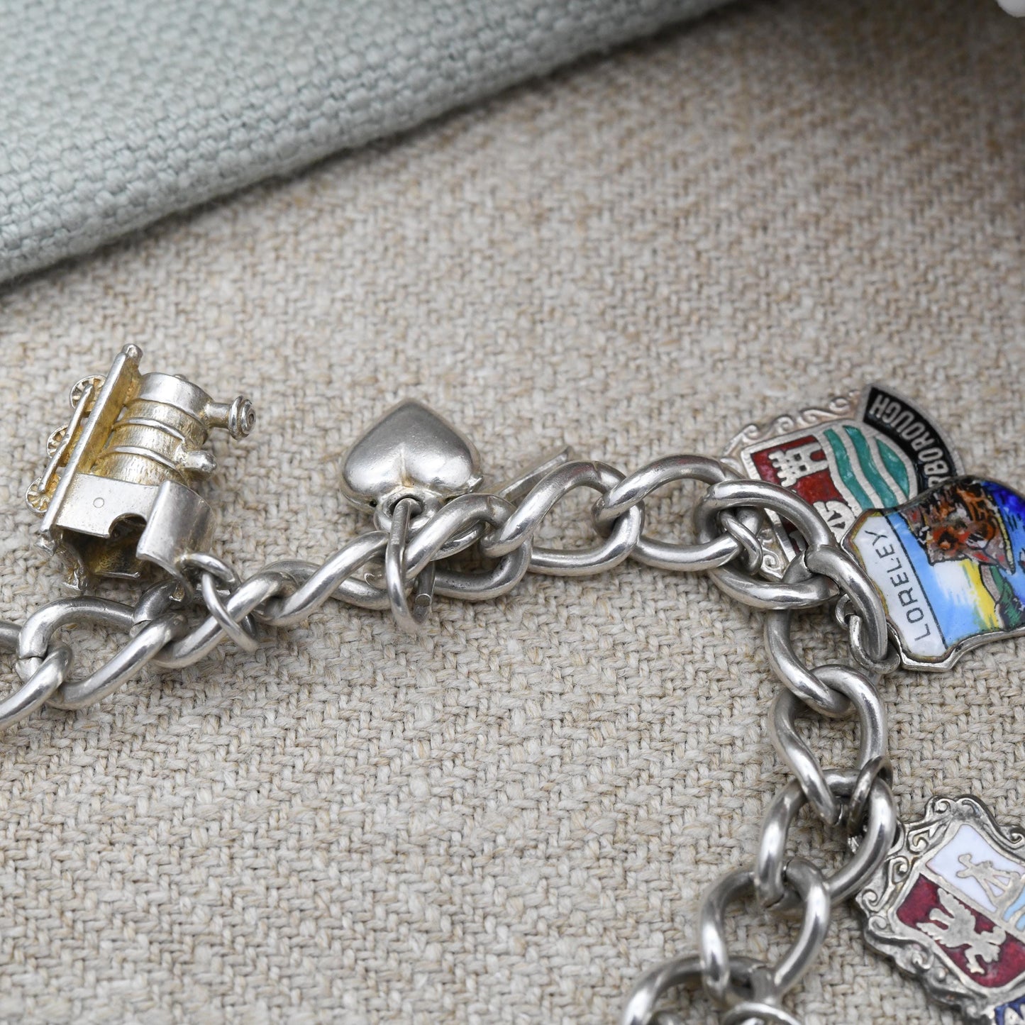 Vintage Sterling Silver Charm Bracelet with 14 Charms 1985 - Articulated Rat Shuttlecock Mother of Pearl Cross | Curb Links | Starter Charm