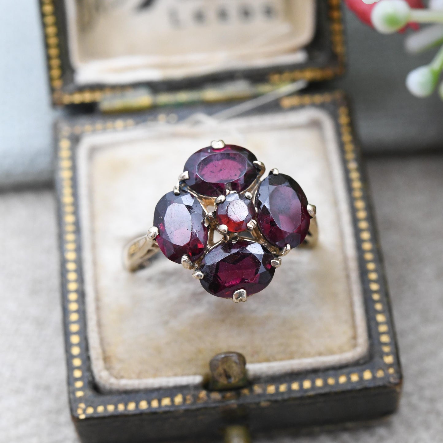 Vintage 9ct Gold Garnet Flower Ring 1990 - Large Floral Shape Cocktail Statement Red Gemstone | January Birthstone | UK Size - M US Size - 6