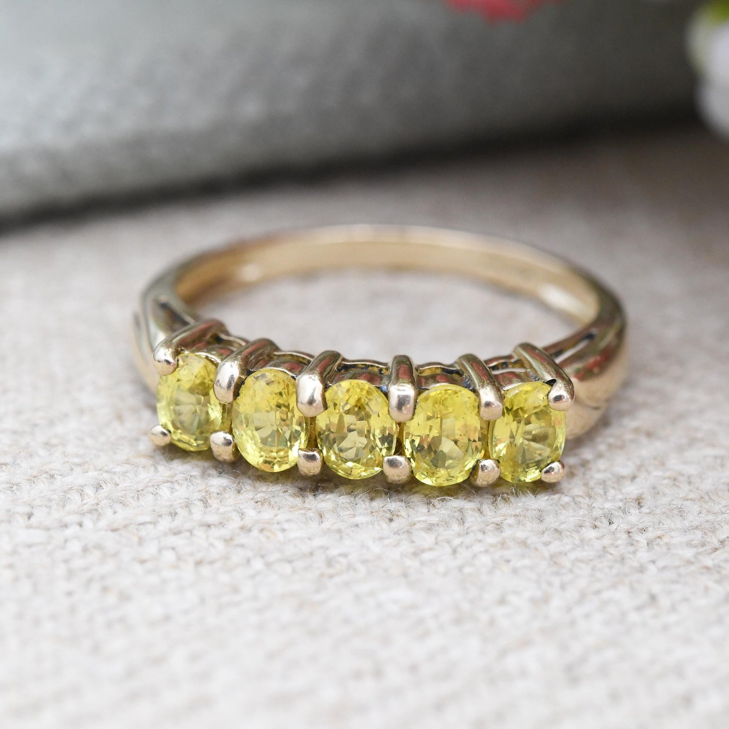 Vintage 9ct Gold Peridot Five Stone Ring - 5 Stone Stacking Ring Half Eternity | Green Gemstone Jewellery Gift | UK Size - N US Size - 6 3/4