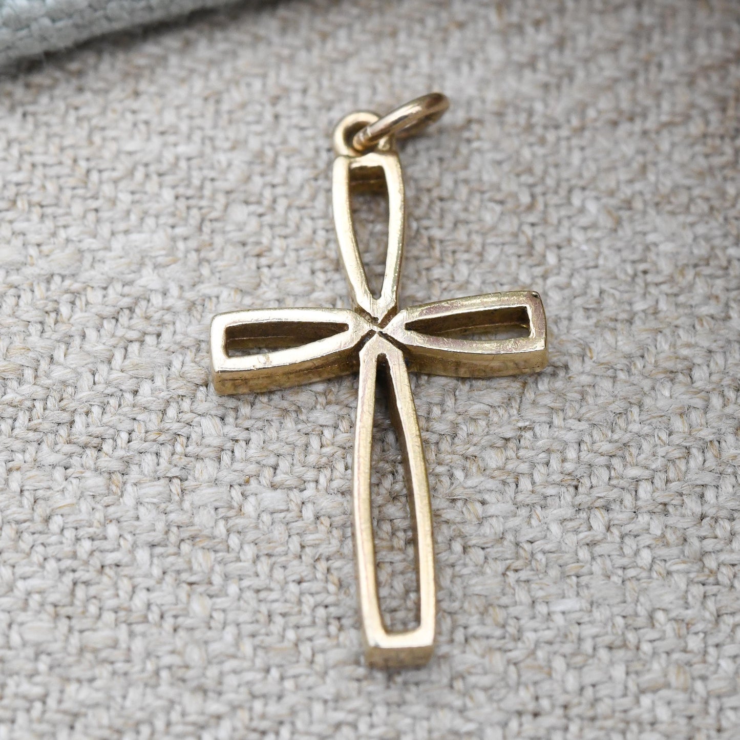 Vintage 9ct Gold Open Cross Pendant 1969 Fred Manshaw - Mid-Century Yellow Gold Religious Necklace Jewellery Gift Christening Baptism