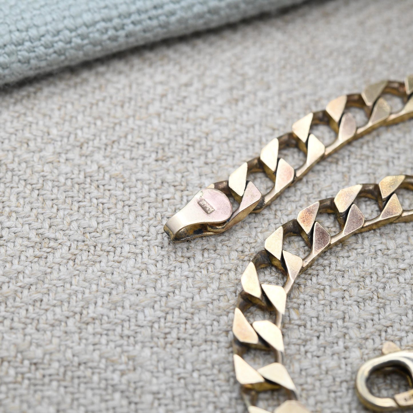 Vintage 9ct Gold Square Curb Link Chain Bracelet 1993 - Solid Yellow Gold Jewellery Gift for Him | Flat Link Everyday Bracelet | 22cm Long