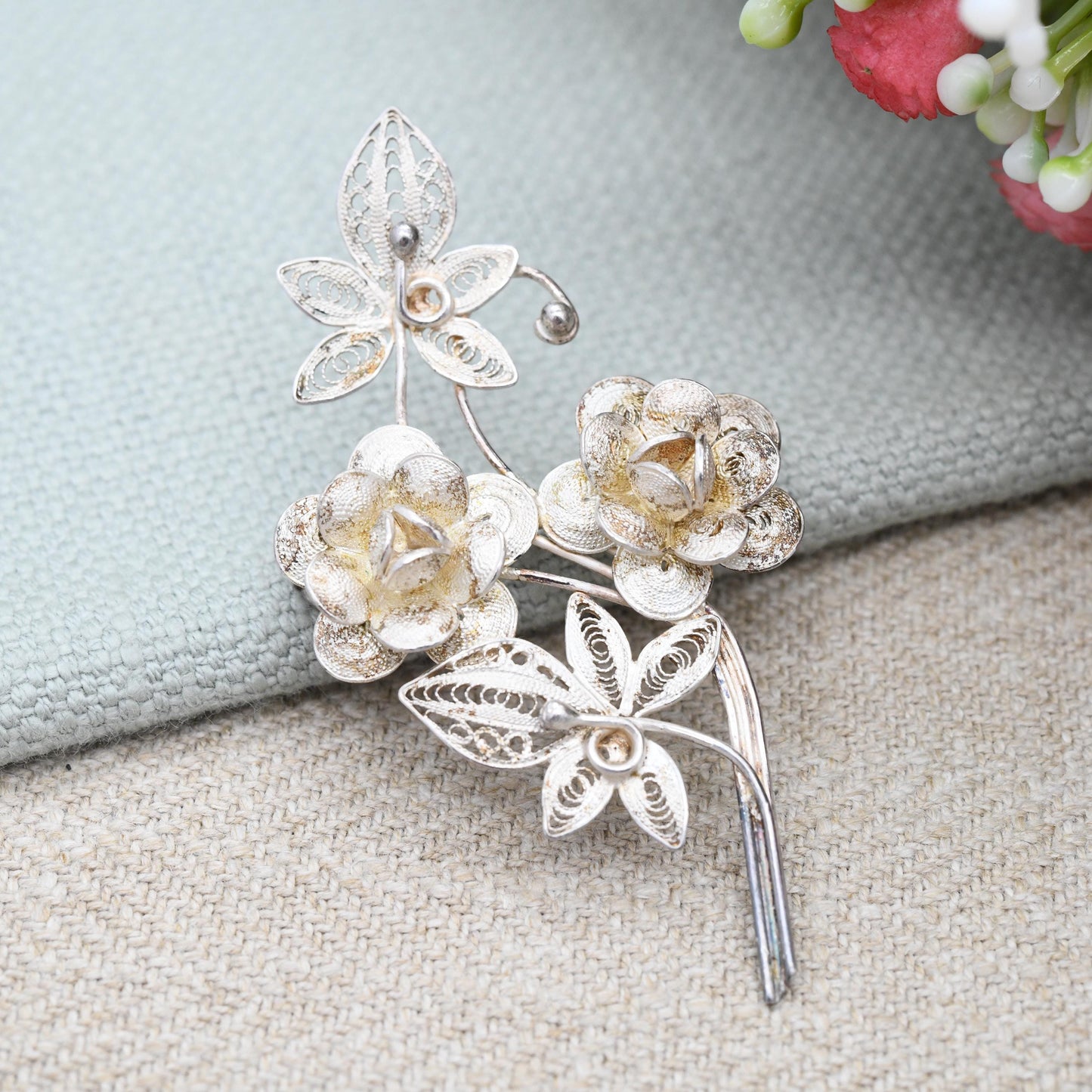 Vintage Sterling Silver Filigree Flower Brooch - White Silver Floral Design | Statement Jewellery | Gift for Her | Gift for Mother