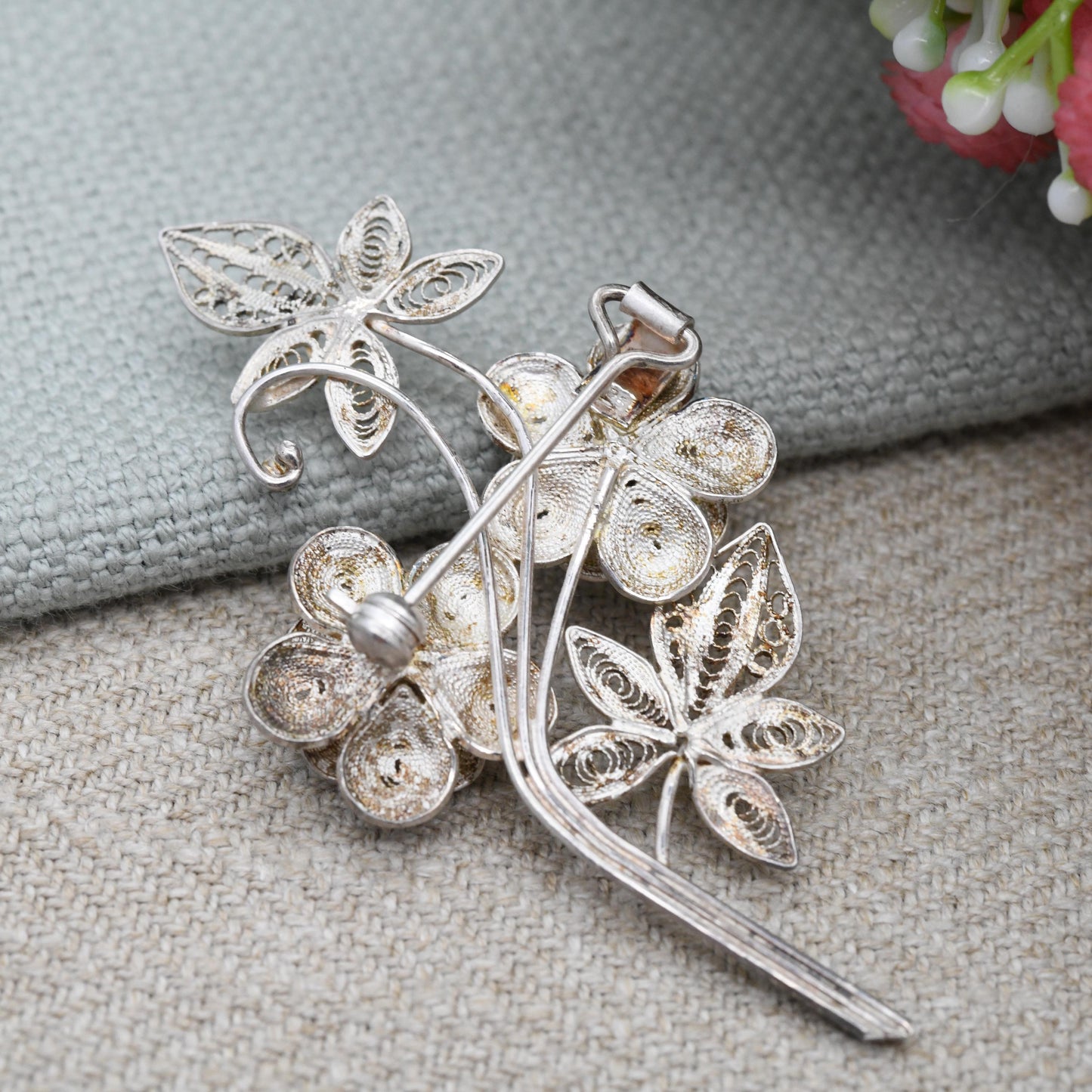 Vintage Sterling Silver Filigree Flower Brooch - White Silver Floral Design | Statement Jewellery | Gift for Her | Gift for Mother