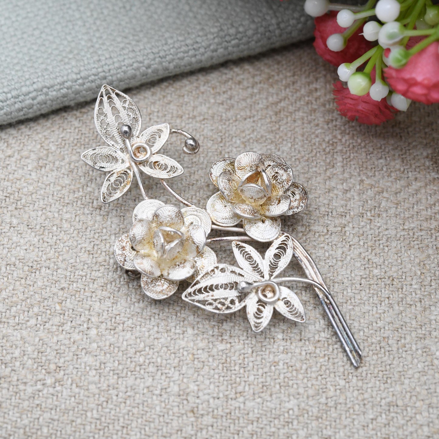 Vintage Sterling Silver Filigree Flower Brooch - White Silver Floral Design | Statement Jewellery | Gift for Her | Gift for Mother