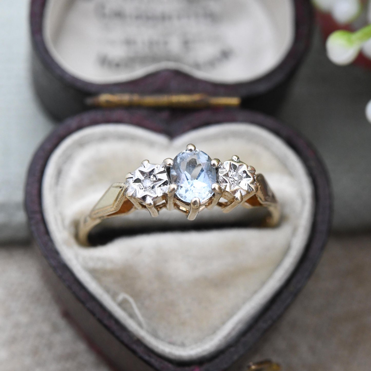 Vintage 9ct Gold Blue Stone and Diamond Three Stone Ring - Pretty Trilogy Ring Blue Gemstone Engagement | UK Size - P | US Size - 7 3/4