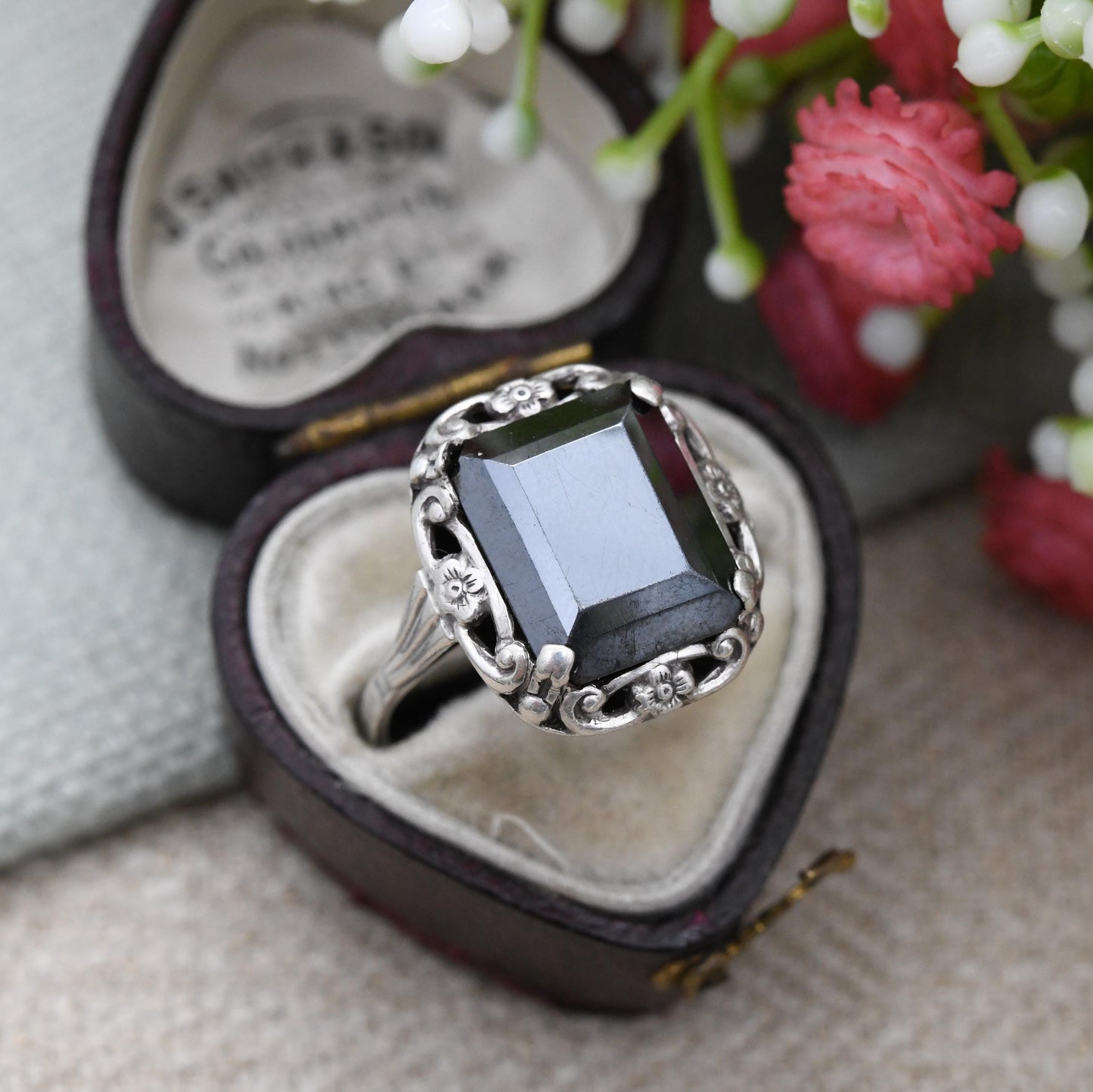 Vintage European Silver Hematite Ring with Floral Surround - Statement Gemstone Cocktail Ring c. 1940s | UK Size - N | US Size - 6 3/4