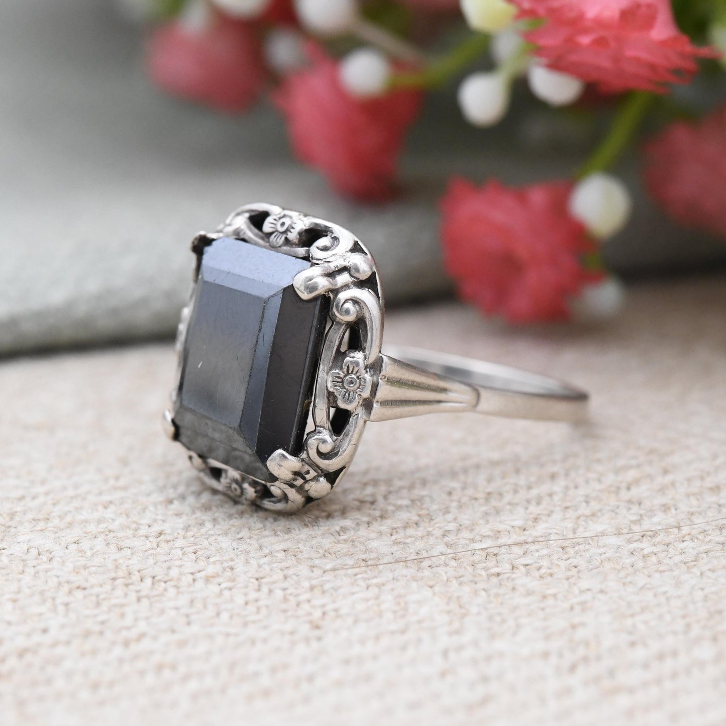 Vintage European Silver Hematite Ring with Floral Surround - Statement Gemstone Cocktail Ring c. 1940s | UK Size - N | US Size - 6 3/4