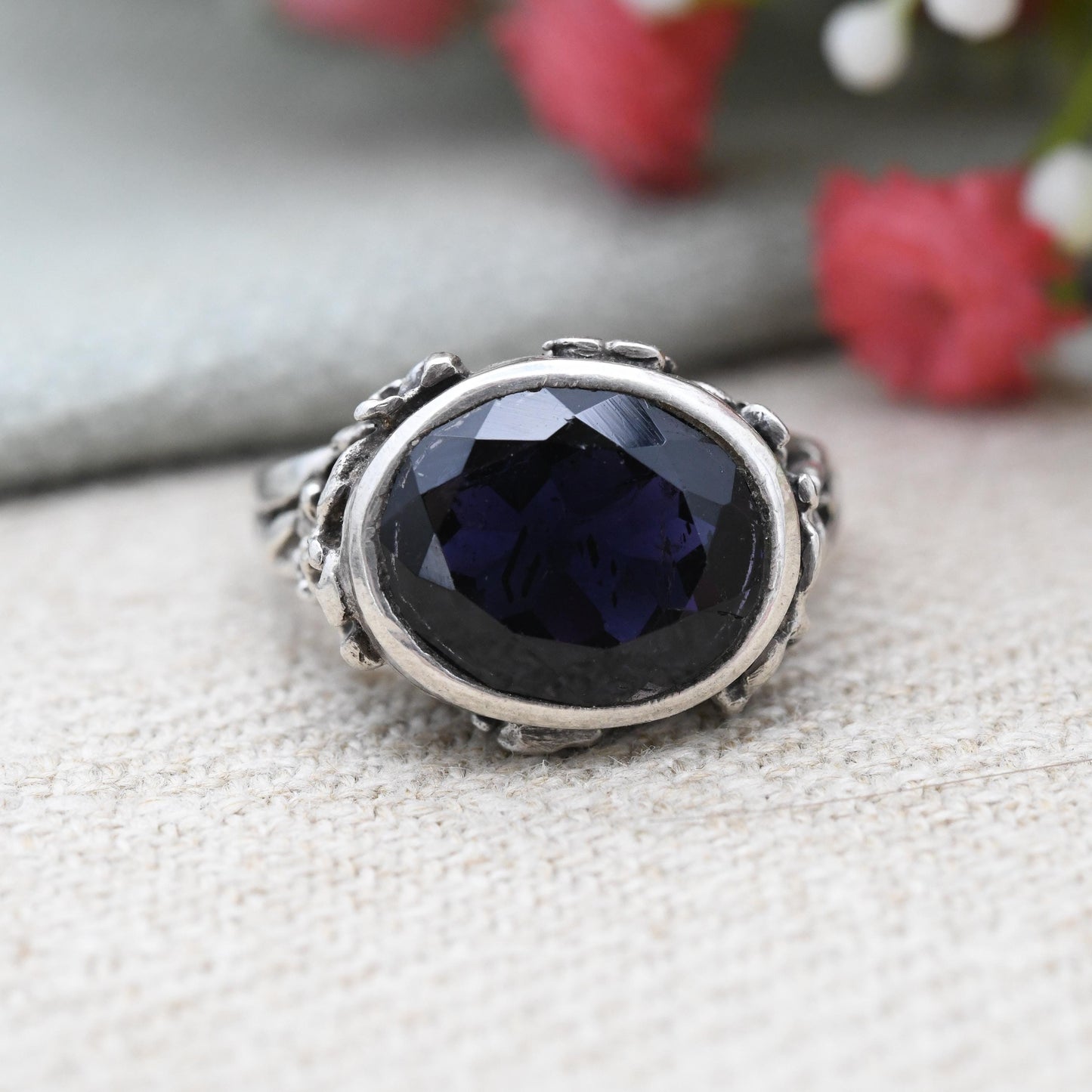 Vintage Sterling Silver Gemstone Ring with Flower Setting - Statement Mid-Century Faceted Purple Stone | UK Size - N 1/2 US Size - 7
