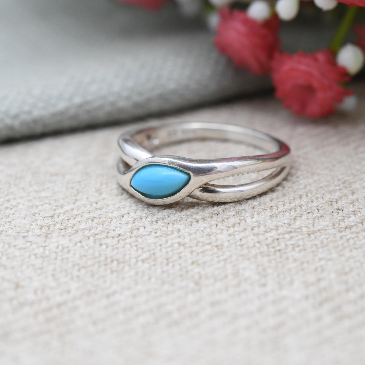 Sterling Silver Turquoise Ring Minimal Twist Design - Contemporary Southwestern Design | Blue Gemstone | UK Size - P | US Size - 7 3/4
