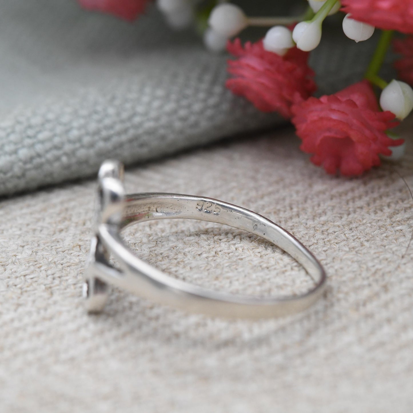 Vintage Sterling Silver Celtic Knot Ring Double Heart Design - Minimalist Twisted Knot Ring | UK Size - Q | US Size - 8