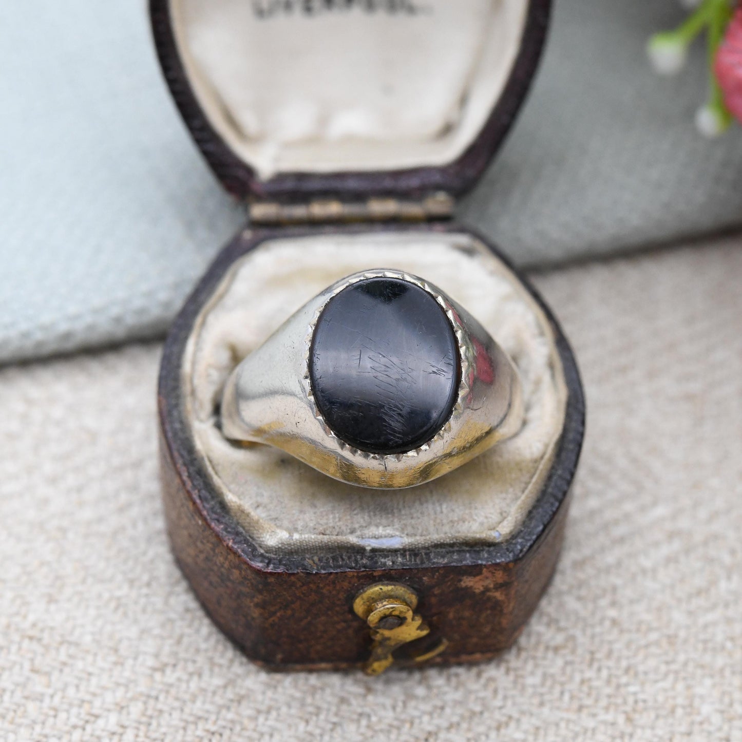 Vintage Sterling Silver Onyx Signet Ring - Gold Plated 22ct On Silver | Chunky Large Unisex Jewellery | UK Size - R | US Size - 8 1/2