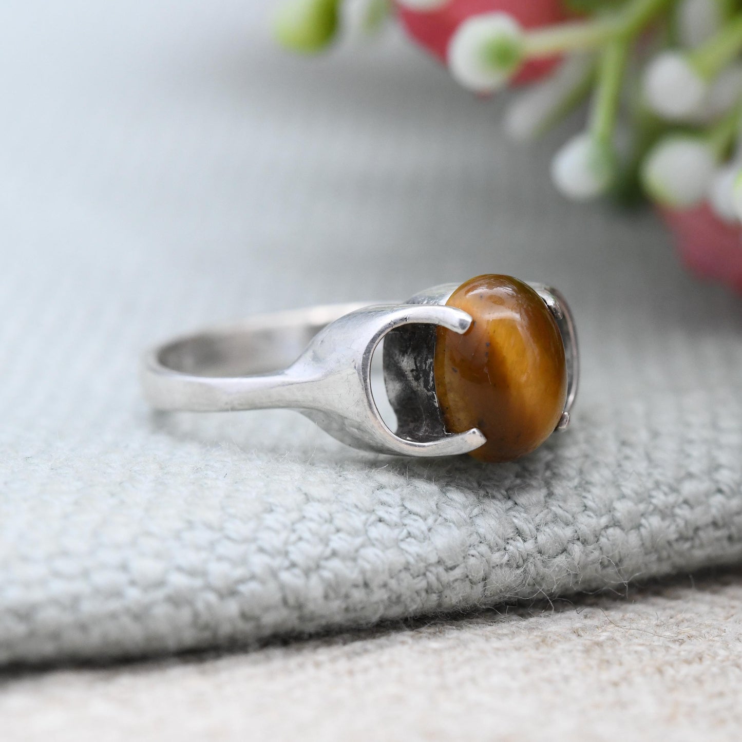 Vintage Sterling Silver Tiger's Eye Ring 1976 Stilwell Engravers - Mid-Century Modernist | Oval Cabochon | UK Size - L | US Size - 5 3/4