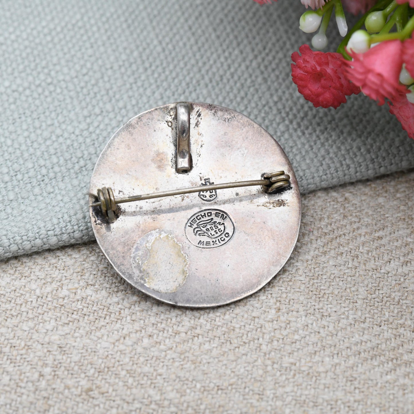 Vintage Mexican Sterling Silver Aztec Sun Stone Brooch Pendant - Mid-Century Hecho En Mexico Signed | Silver Stone Rounded Circular Design