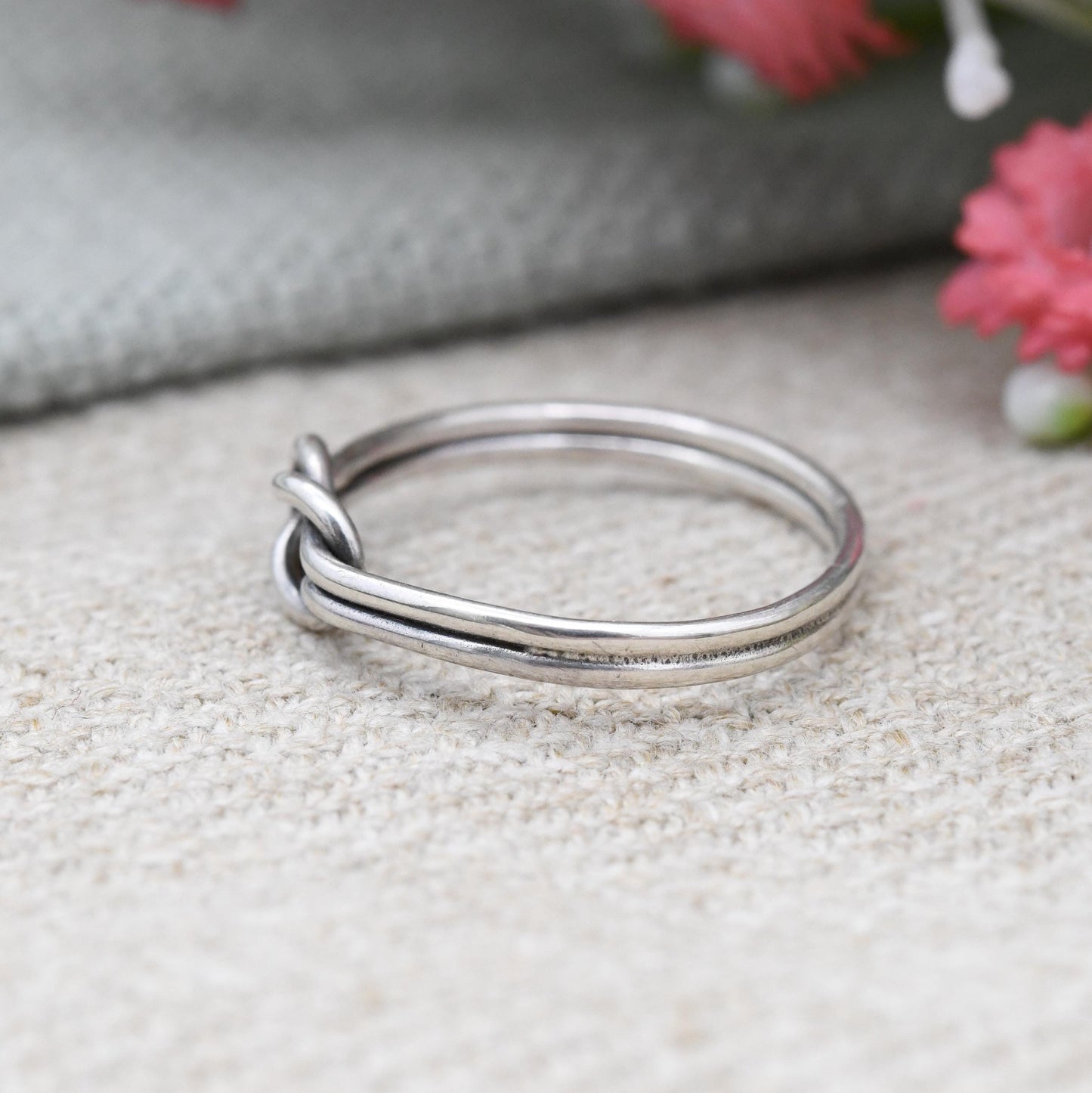 Vintage Silver Knot Ring - Minimalist Twisted Knot Ring | Unisex Pinkie Ring | Everyday Silver Jewellery | UK Size - J 1/2 | US Size - 5