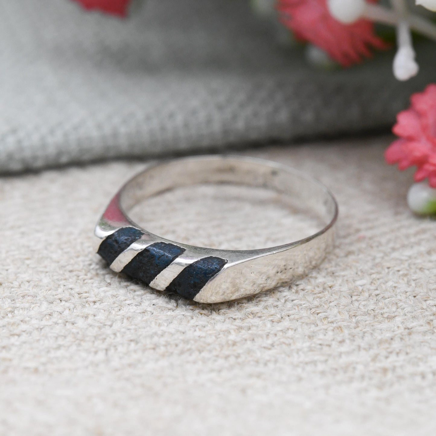 Vintage Mexican Sterling Silver Inlaid Gemstone Band Ring - Mid-Century Stacking Ring | Made in Mexico | UK Size - M 1/2 | US Size - 6 1/4