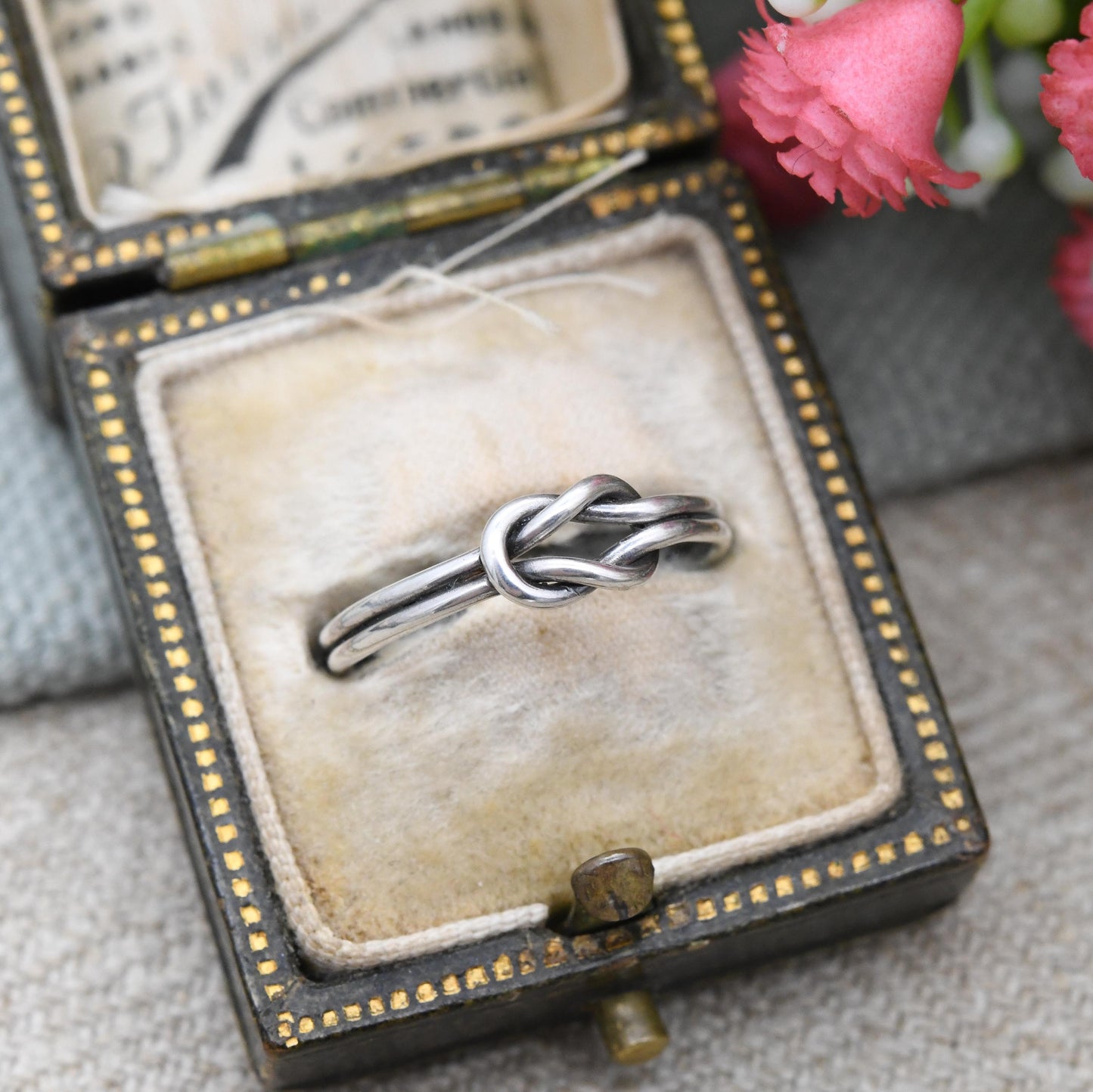 Vintage Silver Knot Ring - Minimalist Twisted Knot Ring | Unisex Pinkie Ring | Everyday Silver Jewellery | UK Size - J 1/2 | US Size - 5