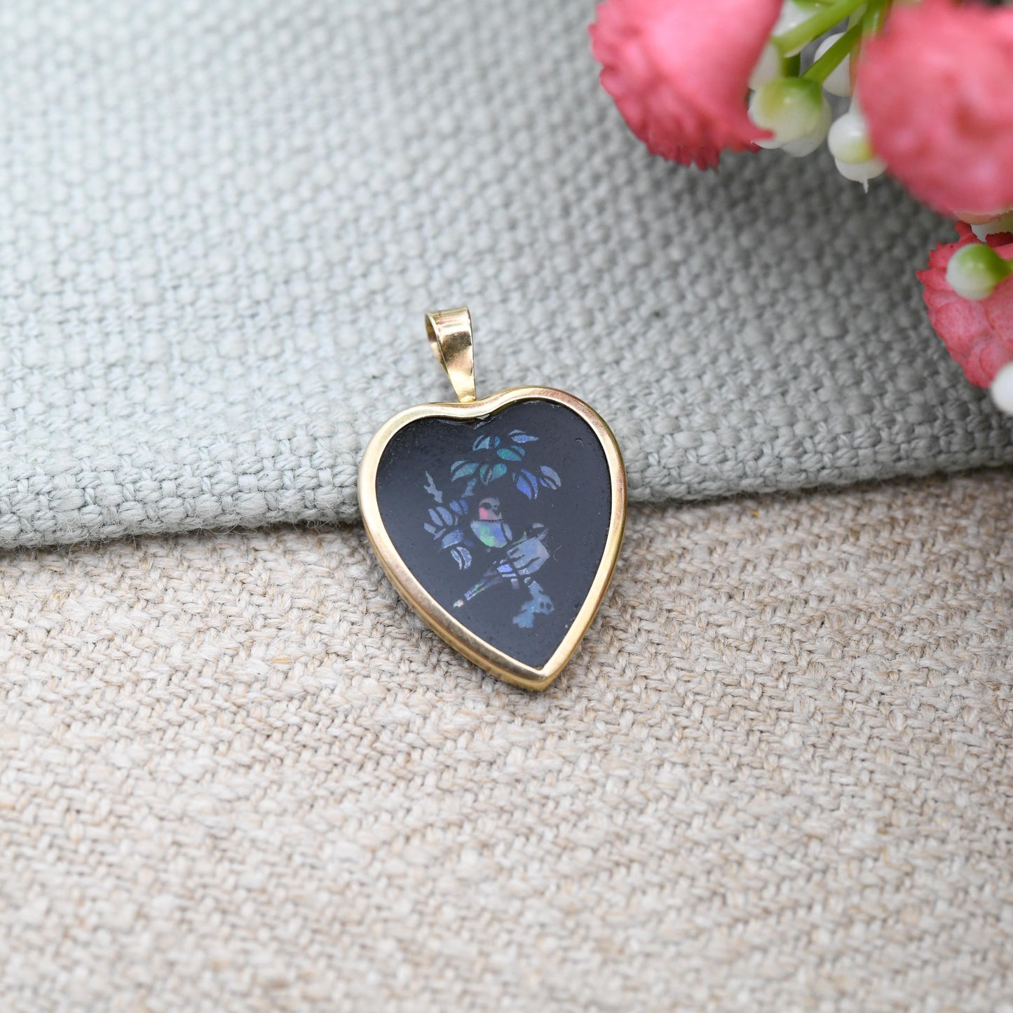 Vintage 9ct Gold Opal and Onyx Heart Pendant Lovebirds Image - Pretty Black Heart Shaped Charm for Necklace | Sweet Gift for Her