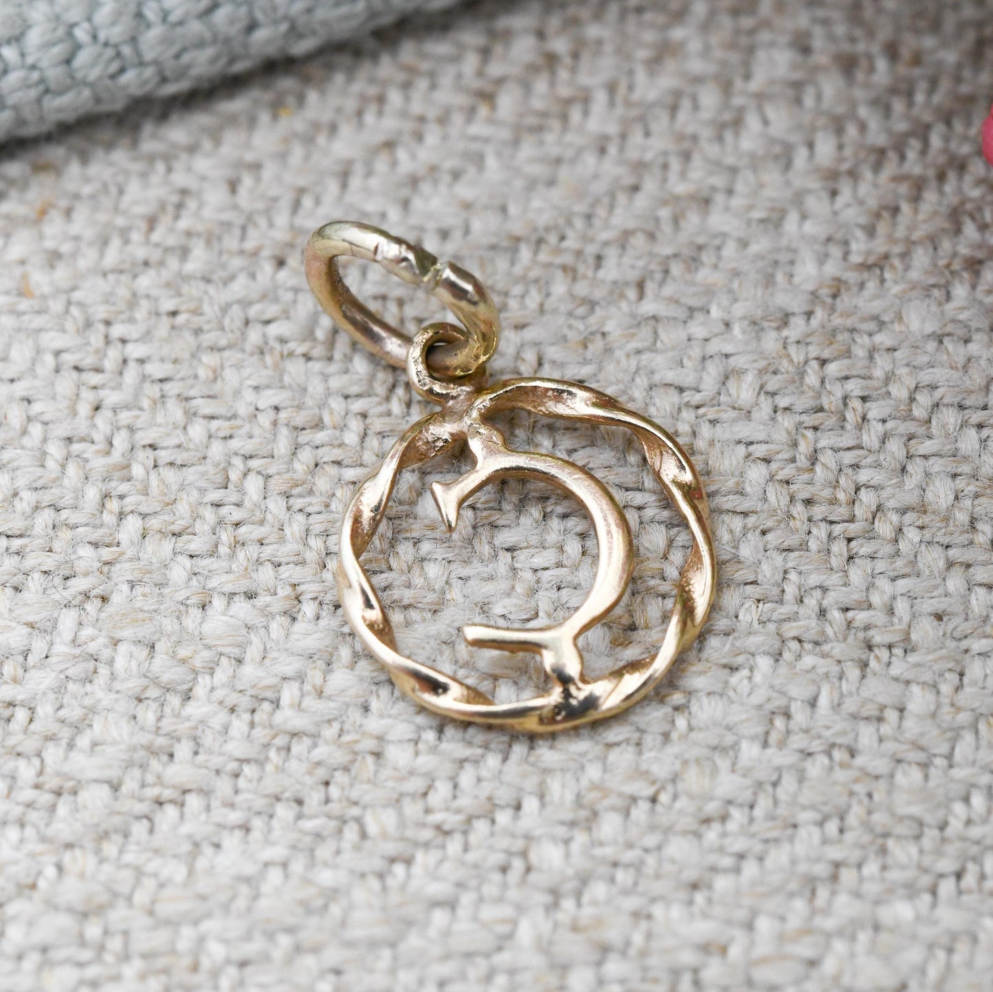 Vintage 9ct Gold Letter C Charm Pendant - Openwork Initial Pendant | Sentimental Jewellery Gift | Unisex Name Charm