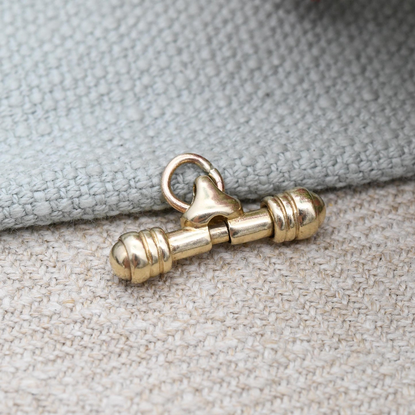 Vintage 9ct Gold T-Bar Pendant with Spring Movement - Chunky Solid Gold Jewellery Gift for Charm Bracelet Pendant Necklace MG