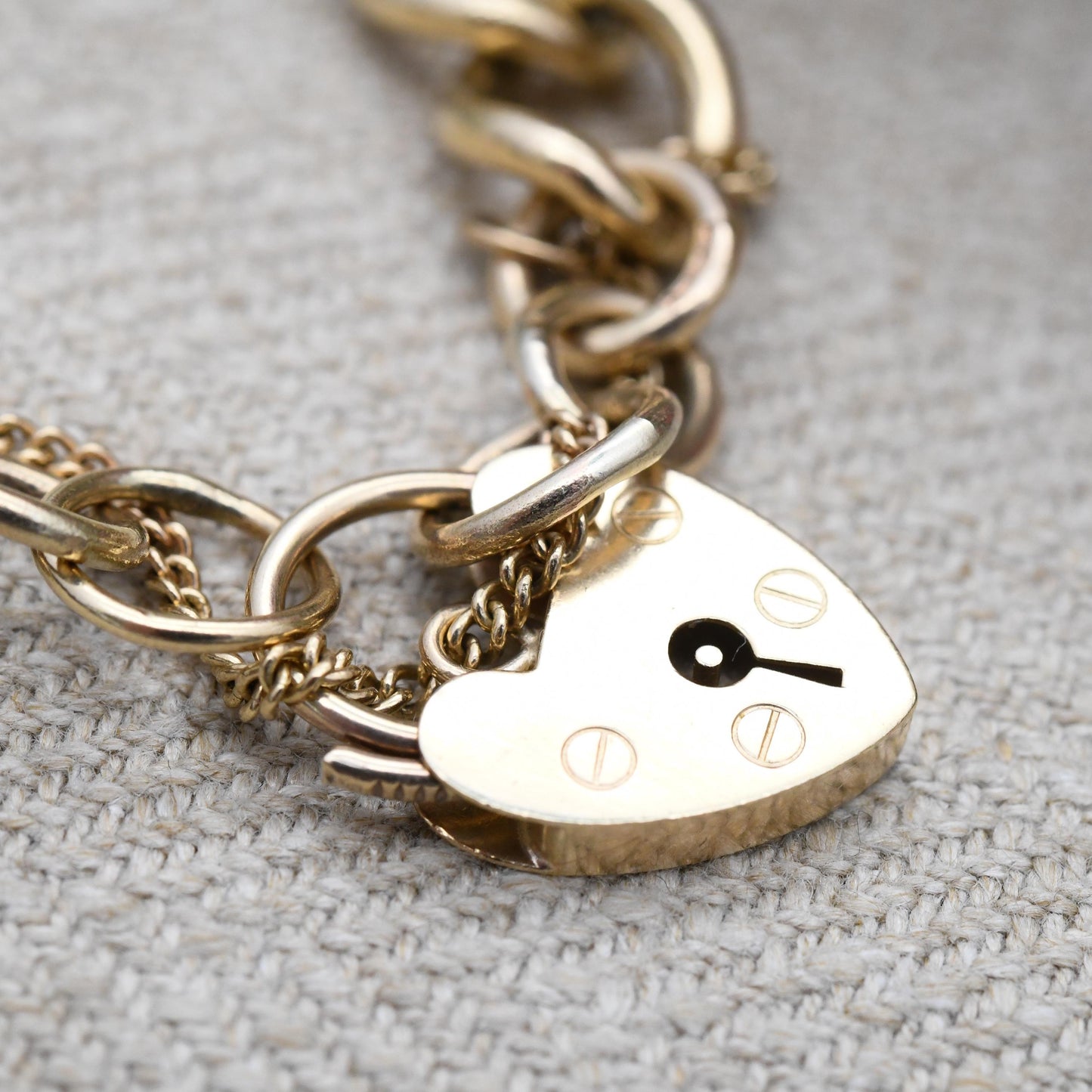 Vintage 9ct Gold Heart Padlock Clasp Curb Link Chain Bracelet with Safety Chain - Empty Charm Bracelet Hallmarked Solid Gold Jewellery Gift
