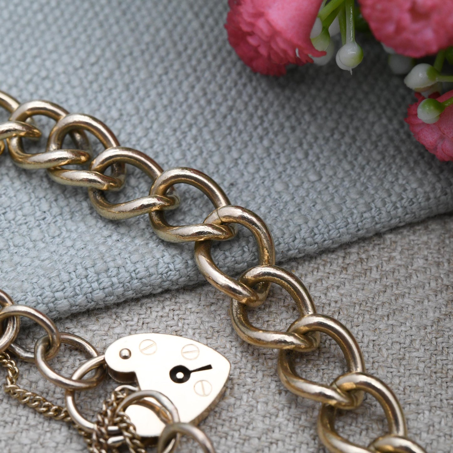 Vintage 9ct Gold Heart Padlock Clasp Curb Link Chain Bracelet with Safety Chain - Empty Charm Bracelet Hallmarked Solid Gold Jewellery Gift