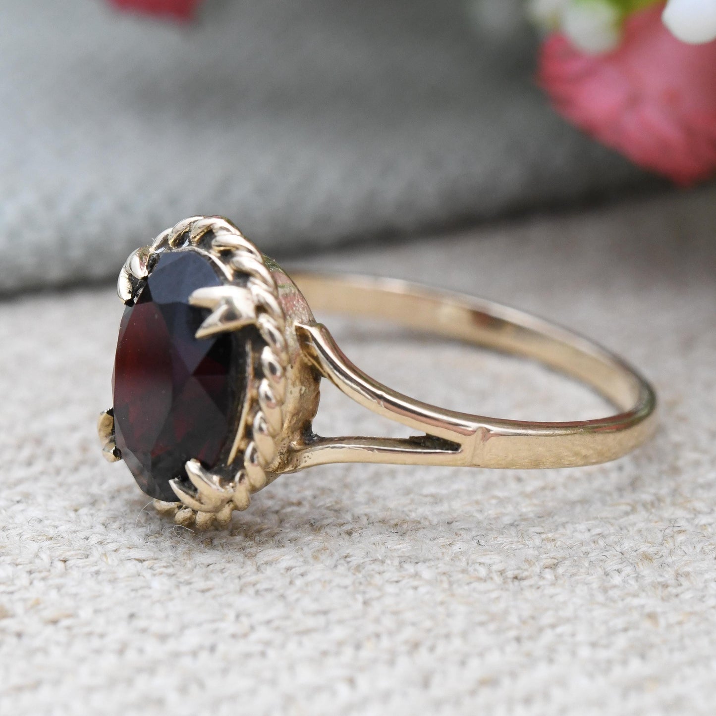 Vintage 9ct Gold Garnet Statement Ring 1975 - January Birthstone Large Stone | Gold Jewellery Rope Twist Bezel | UK Size - Q | US Size - 8