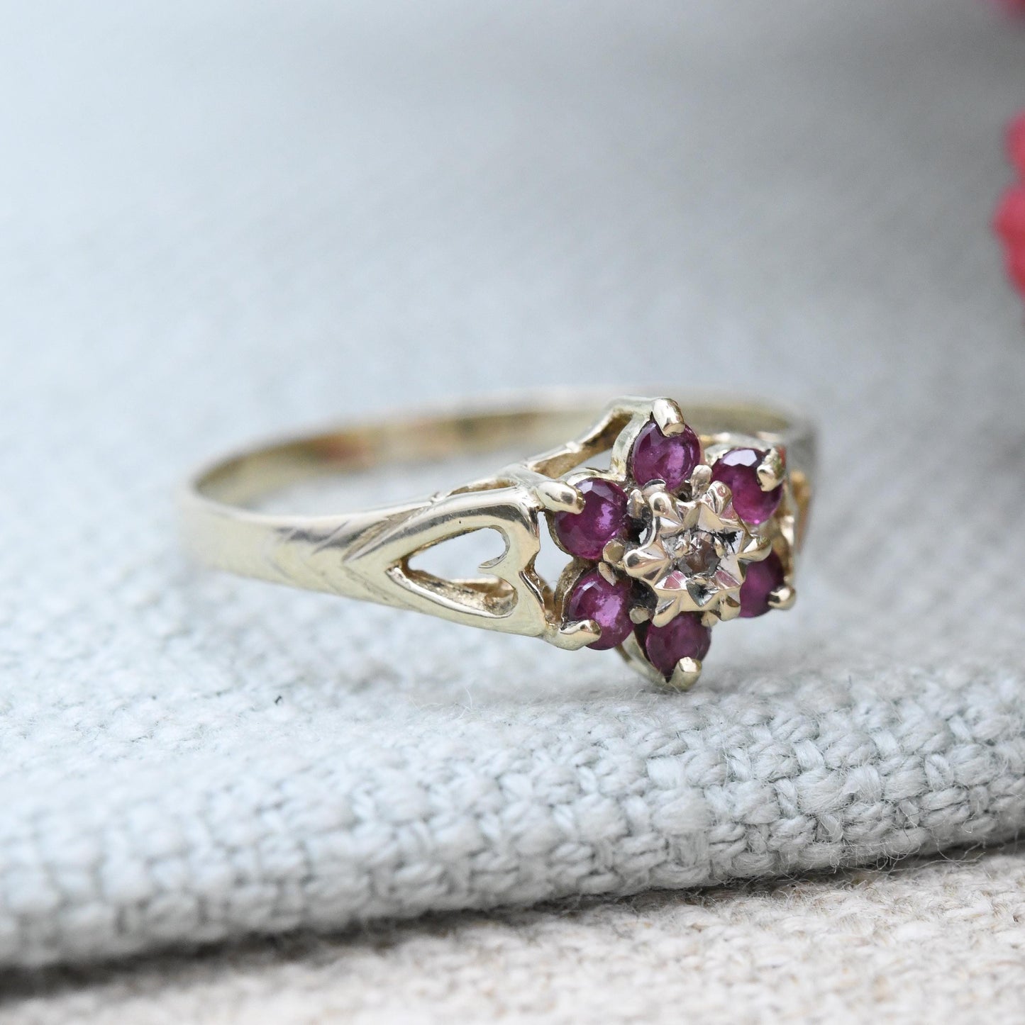 Vintage 9ct Gold Ruby Diamond Floral Cluster Ring 1989 - Mid-Century Cut Out Heart Shoulders Flower Shape | UK Size - P | US Size - 7 3/4